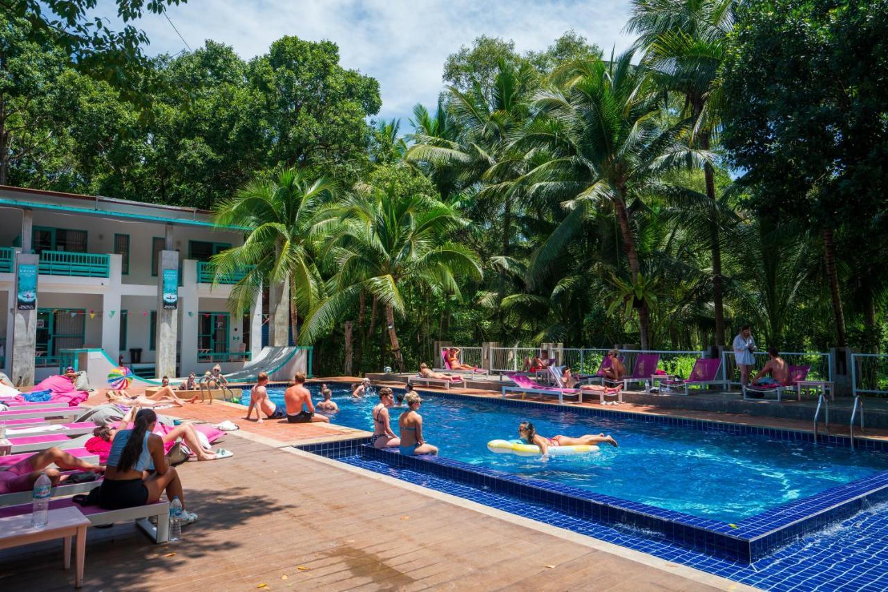 Nomads Hostel Ao Nang